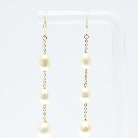 TIFFANY 18k Gold Pearl Earrings